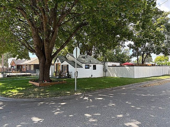 Photo of 1223 N 1st St #D, Coeur D Alene, ID