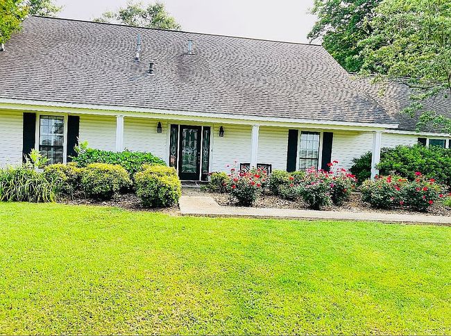 Photo of 1339 Lakehall Rd, Lake Village, AR