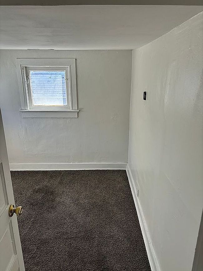 Photo of 238 E Suttenfield St, Fort Wayne, IN