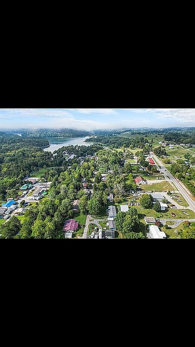Photo of 254 Hamblin St, New Tazewell, TN