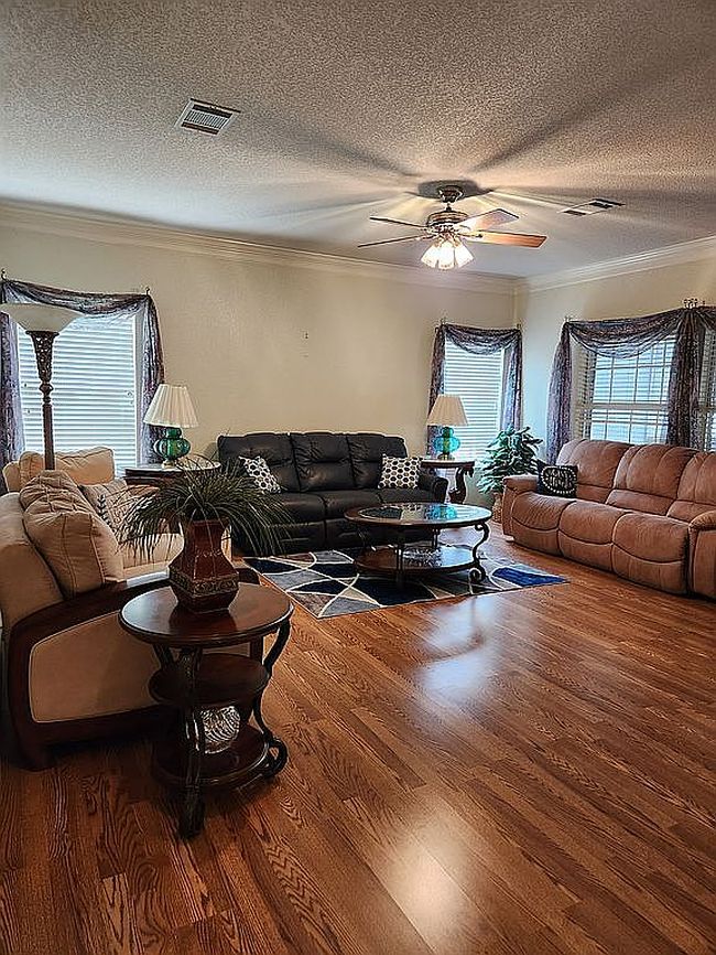 Image of 2912 Brandy Ln