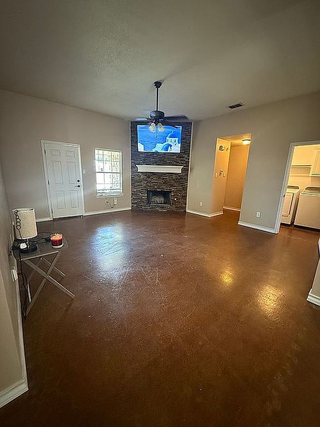 Photo of 6515 7th St, Lubbock, TX