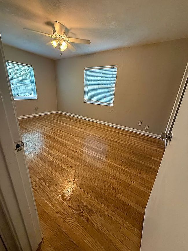 Photo of 4507 S Lois Ave, Tampa, FL