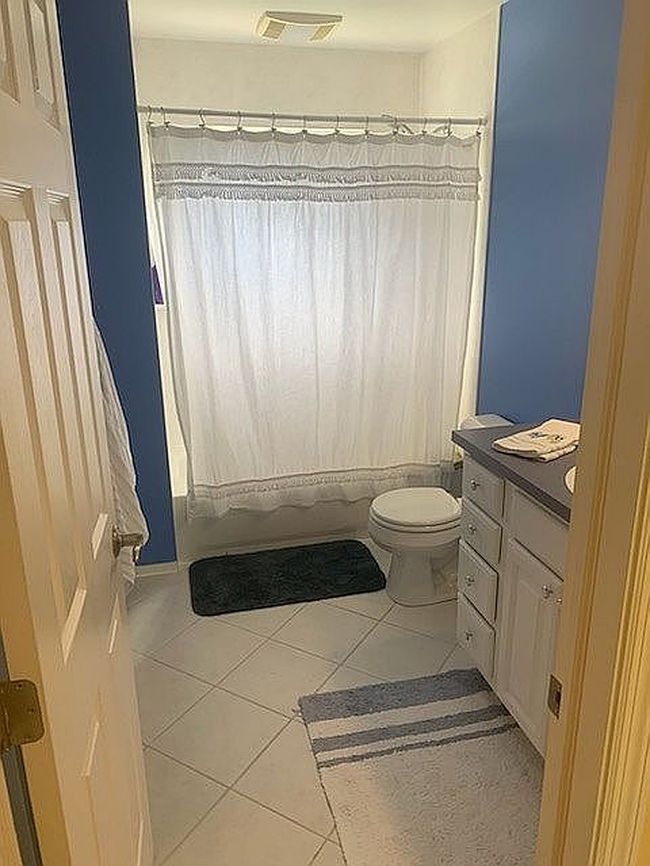 Photo of 134 Nassau St, Massapequa, NY