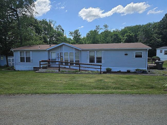 Preview of property located at 233 Blossom Ln