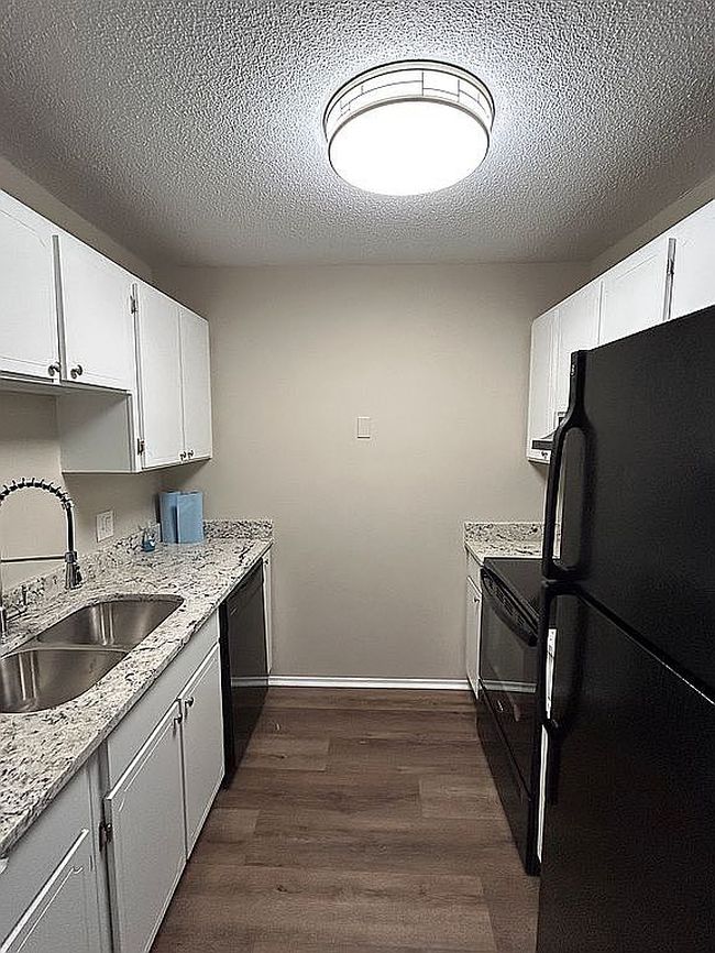 Photo of 325 Laurens St Sw Apt D8, Aiken, SC