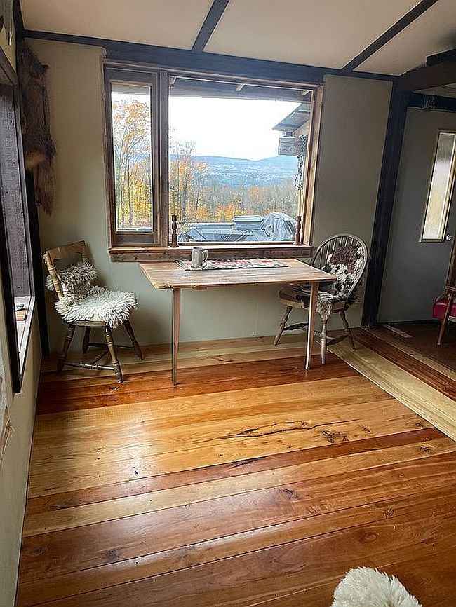 Image of 922 Crawford Trl