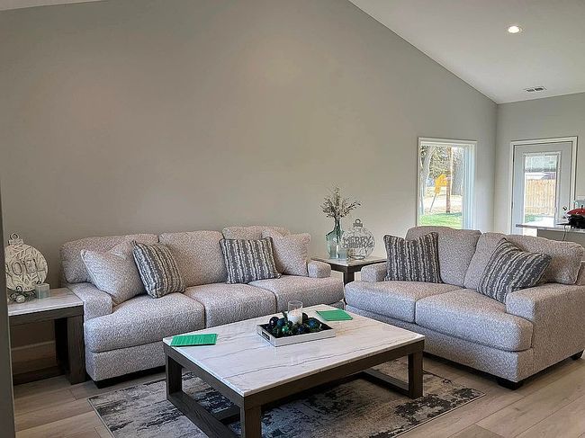 Image of 415 Kaps Dr