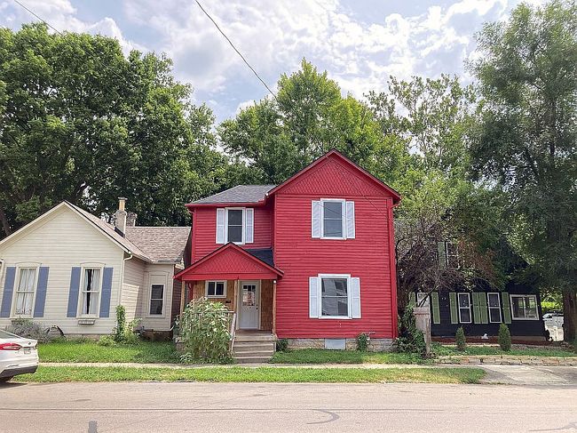 Photo of 29 S Monroe St, Troy, OH