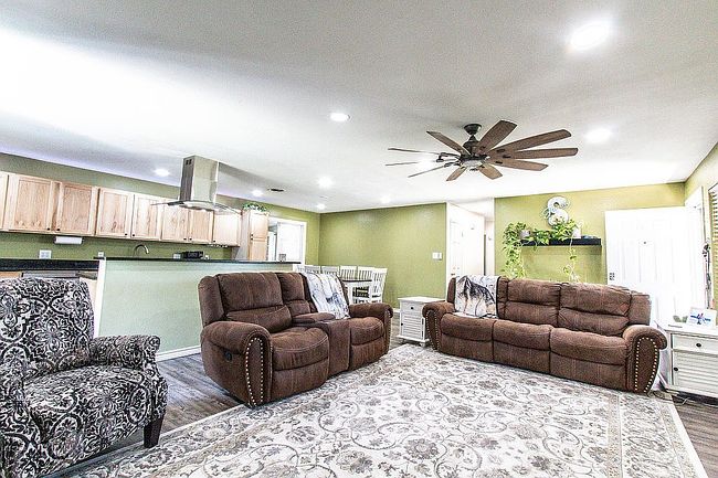 Photo of 104 Hope Ln, Iowa Park, TX