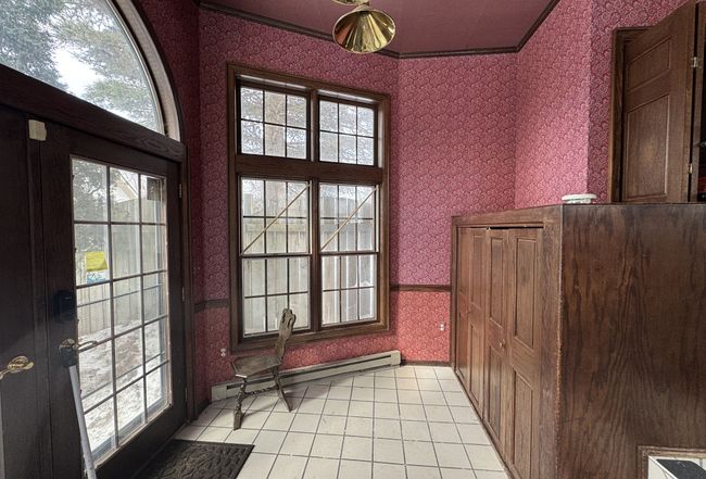Image of 130 E Water St