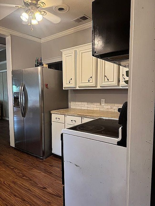 Image of 613 N Virginia St