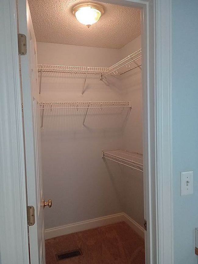 Image of 301 Julia Pl