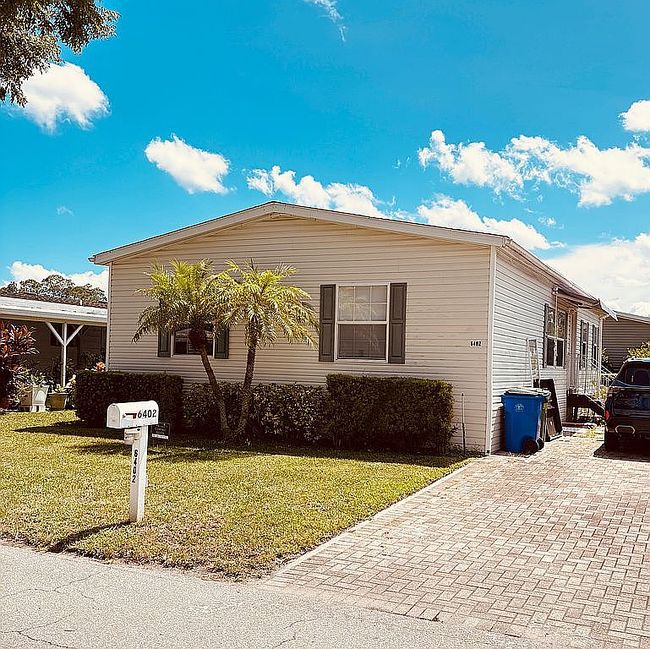 Photo of 6402 Colonial Dr