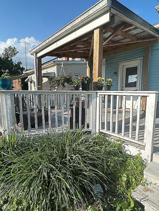 Image of 533 Front St