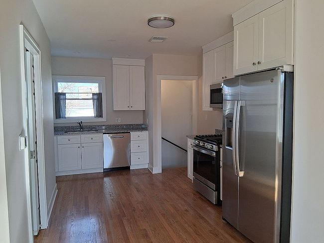 Image of 8739 S Sacramento Ave