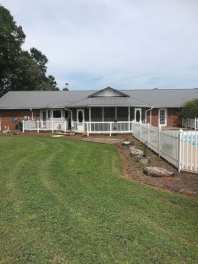 Image of 101 Buffalo Community