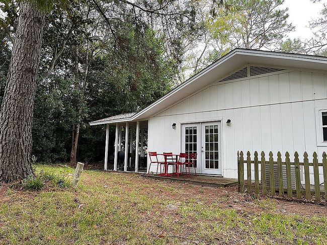 Image of 101 Villa Ct