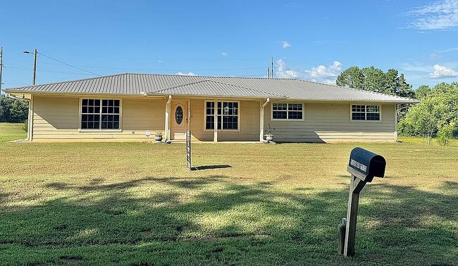 Photo of 1135 County Road 2112, Daingerfield, TX