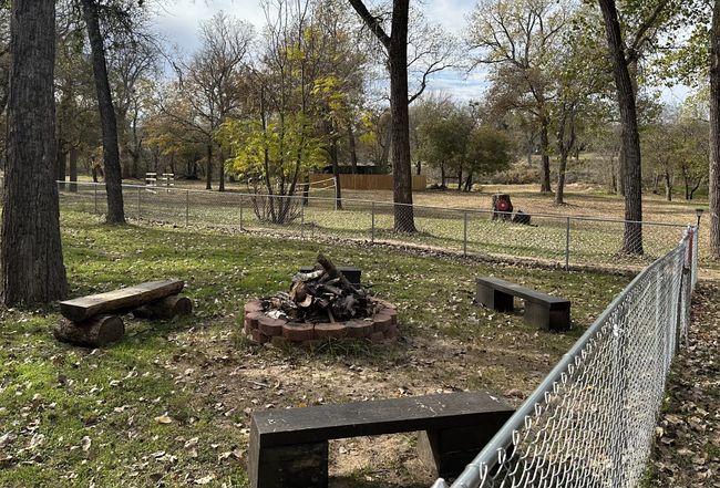 Photo of 7030 River Trl, Weatherford, TX