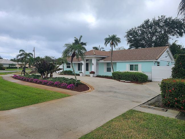 Preview of property located at 1720 Ardley Rd