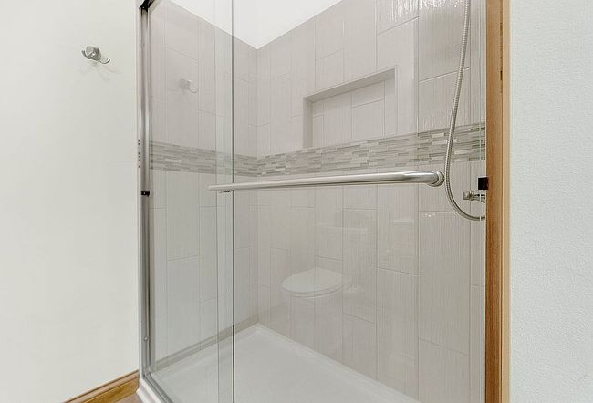 Photo of 5411 Autumn Woods Trl, Fort Wayne, IN