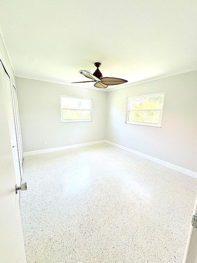 Photo of 421 Bayshore Dr, Venice, FL