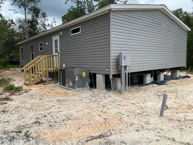 Image of 208 Dawn Ave
