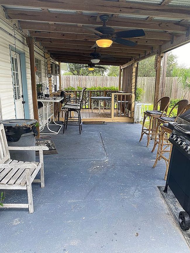 Photo of 1637 Sandalwood Dr, Corpus Christi, TX