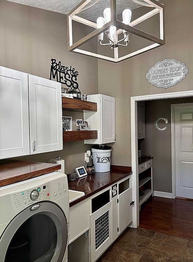 Additional photo 1 of property located at 8008 Helen Dr