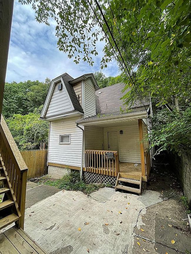 Image of 1011 Oak Ave