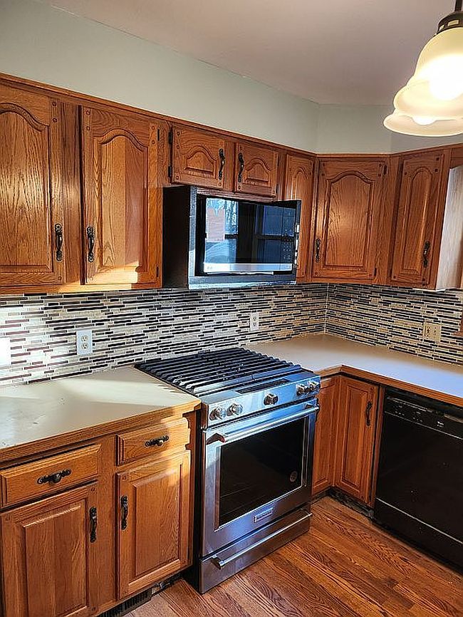 Image of 141 Elm St
