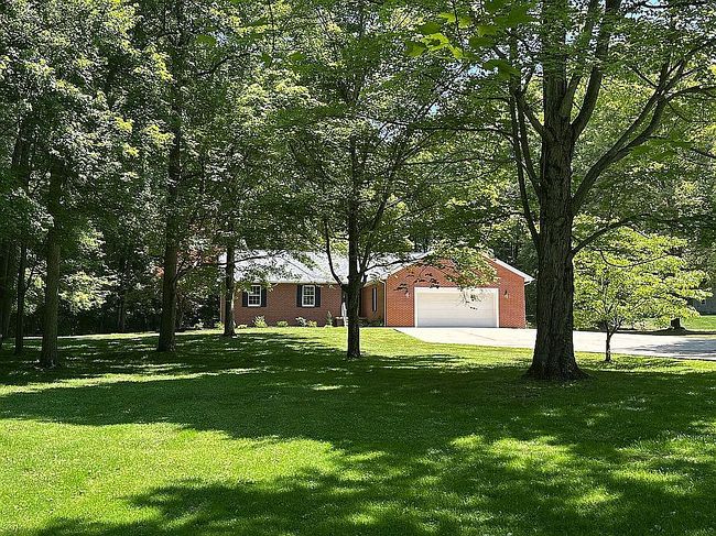 Photo of 38 Cochran Dr, New Castle, PA
