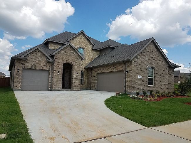 Preview of property located at 7817 Highcroft Dr