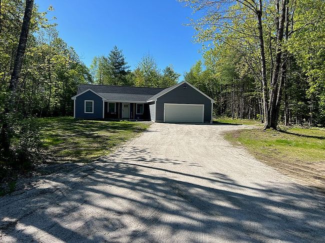 Photo of 9 Jameson Dr, Bridgton, ME