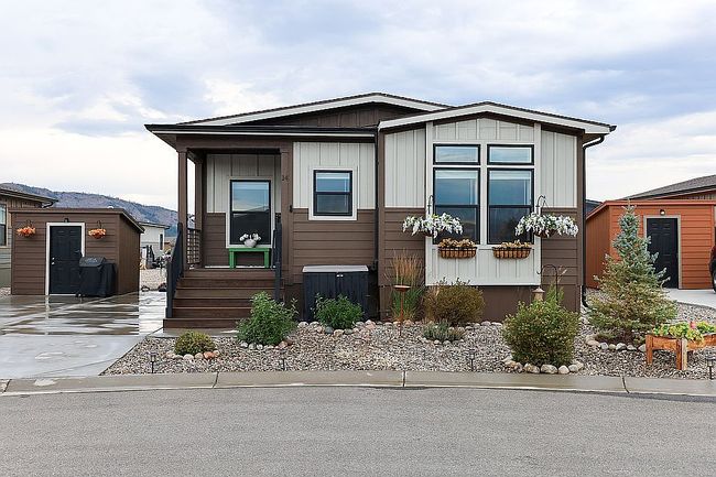 Preview of property located at 551 Summit Trl #14