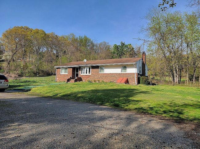 Image of 10816 Livingston Rd