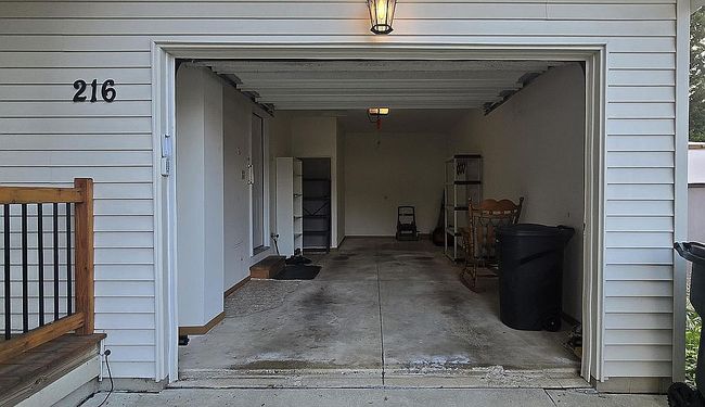 Photo of 216 30th St Nw, Barberton, OH