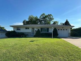 Additional photo of property located at 1551 Robinhood Dr