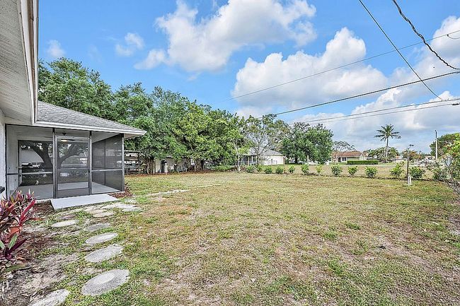 Image of 5401 32nd Ave Sw