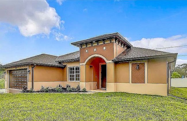 Image of 1056 Tampa Rd
