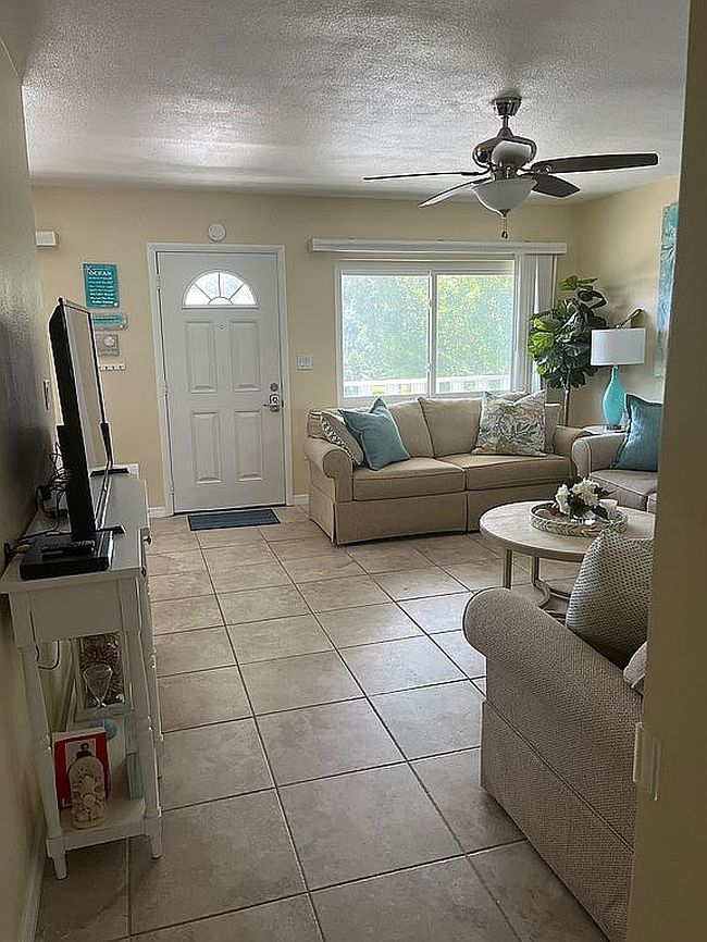 Additional photo 2 of property located at 8584 111th St Apt 308