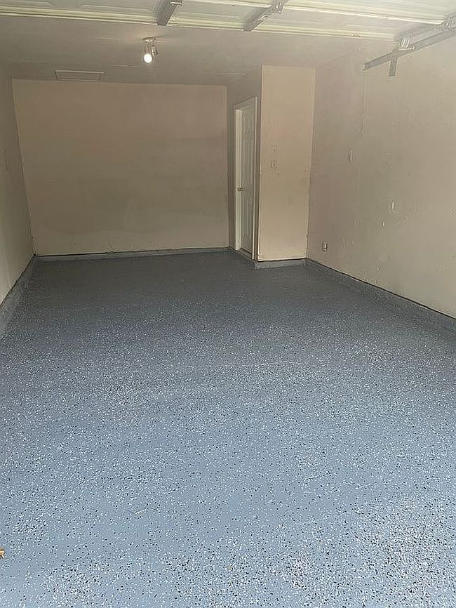 Image of 3954 Cambridge Dr
