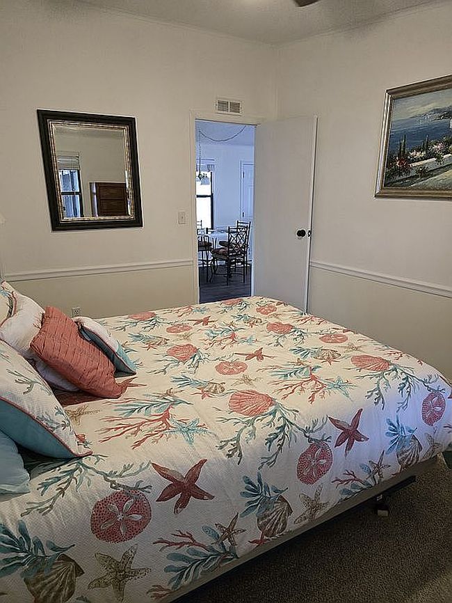 Image of 1840 W Schwartz Blvd