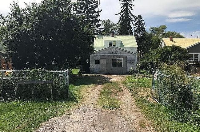 Image of 809 4th Ave W