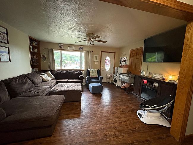 Image of 1397 Vine St