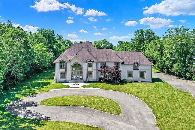 Photo of 11575 Freeport Dr, Carmel, IN