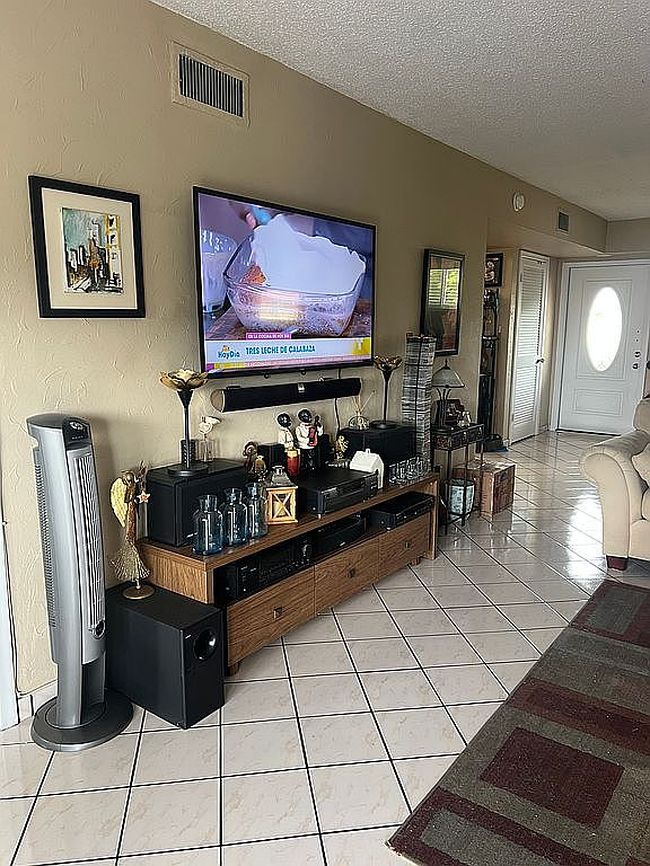 Image of 361 Holly Brook Dr #305