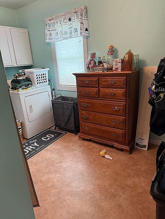 Additional photo 2 of property located at 309 N Sheyenne St