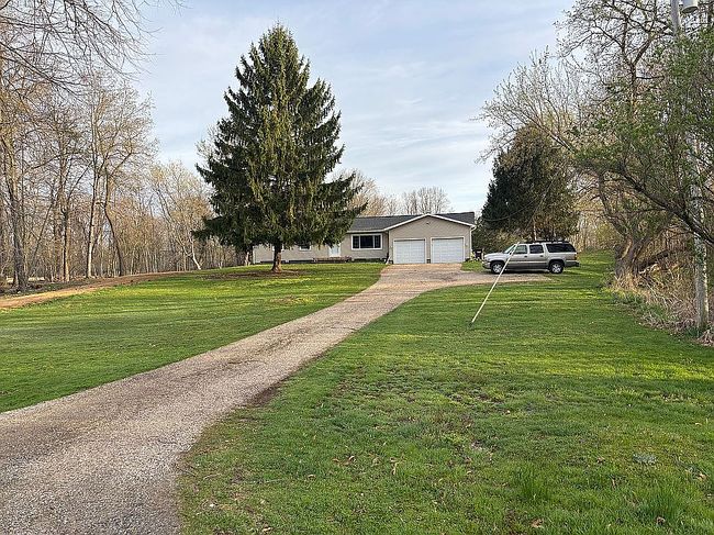 Image of 11778 Mackie Rd